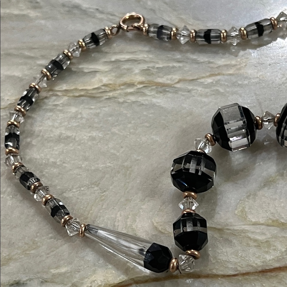 Simmons art deco Black and Silver Beaded Necklace - Picture 4 of 7